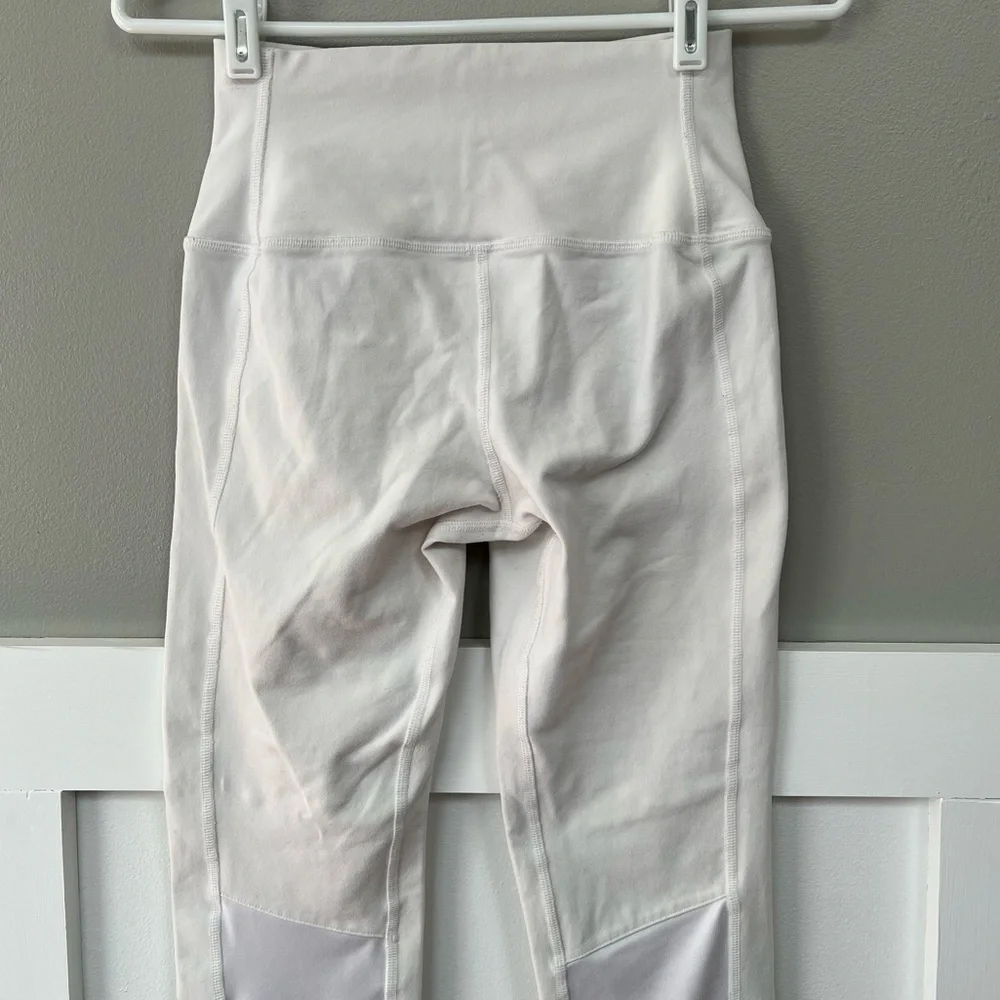 Alo High-Waist Moto Legging in White/White Glossy